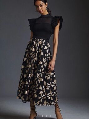 NWT Eva Franco Anthropologie Floral Applique Skirt Women's Size 6 NEW black gold